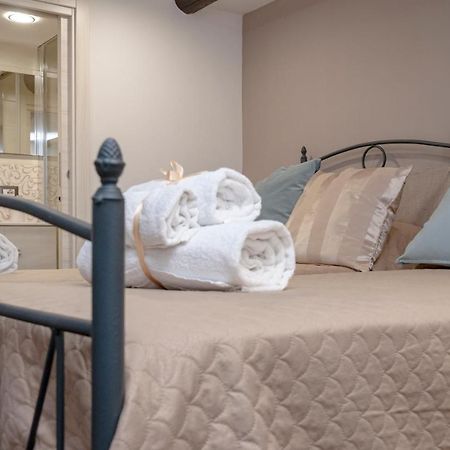 נאפולי Casa Sofi Apartment מראה חיצוני תמונה